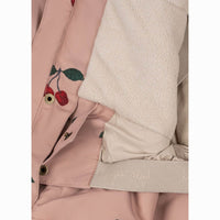 konges-sl-jd-mismou-frill-jacket-ma-grande-cerise-blush-clothing-wear-fashion-kong-w24ks101268-mgcb-2y-06