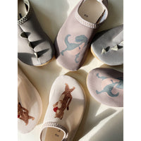 konges-slojd-aster-swim-shoes-dino-overland-trek-kong-s23ks4625-ot-22-23