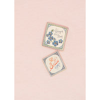 konges-slojd-rhw-x-ks-lettre-tee-ocs-chalk-pink-clothing-wear-fashion-kong-s25ks103612-cp-18m