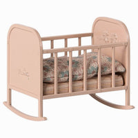 maileg-cradle-my-light-rose-play-toy-mail-11510401-01
