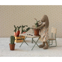 maileg-flower-pot-with-cactus-miniature-mail-11530100