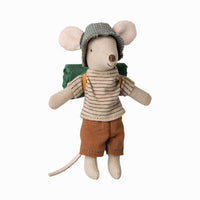 maileg-hiker-mouse-big-brother-thin-stripes-play-toy-baby-nursery-mail-17520100-01