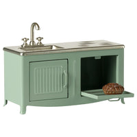 maileg-kitchen-mouse-mint-play-toy-mail-11610000