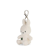 miffy-four-leaf-clover-keychain-offwhite-10-cm-4-offwhite-clothing-wear-fashion-accessories-miff-24904002