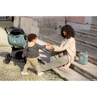 nobodinoz-hyde-park-insulated-baby-bottle-and-lunch-bag-gold-confetti-magic-green-nobo-4926968