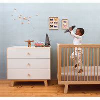 Oeuf 3 Drawer Dresser White - Sparrow Base (Pre-Order; Est. Delivery in 6-10 Weeks)