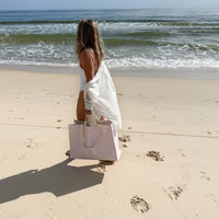 sunnylife-carryall-beach-bag-lazy-days-pink-stripe-sunl-s51carpk