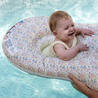 sunnylife-float-together-baby-seat-eu-into-the-garden-ditsy-floral-play-toy-sunl-s61ftfeu-07