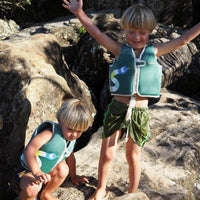 sunnylife-float-vest-into-the-jungle-green-1-2y-play-toy-sunl-s61fvijg-06