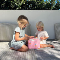 sunnylife-kids-lunch-bag-poppy-the-peach-pink-kitchen-sunl-s61klbpp-08