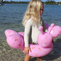 sunnylife-kids-tube-pool-ring-cotton-candy-cherry-sunl-s51tprpk