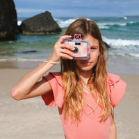 sunnylife-underwater-camera-sea-seeker-strawberry-sunl-s3icamsb