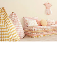 nobodinoz-cushion-athena-mustard-stars-03