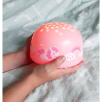 a-little-lovely-company-projector-light-unicorn- (6)