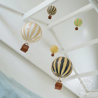 authentic-models-travels-light-rainbow-pastel-hot-air-balloon-hanging-decor-30cm-aumd-ap161f- (15)