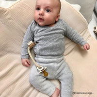 barnabe-aime-le-café-pacifier-holder-azur- (2)