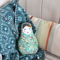 barnabe-aime-le-cafe-matryoshka-musical-doll-baby-toy-play-music-barn-mamu-05