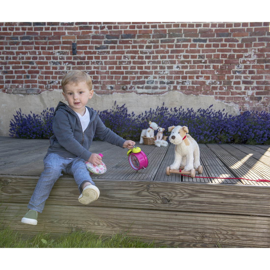 egmont-toys-pull-along-eliot- (5)