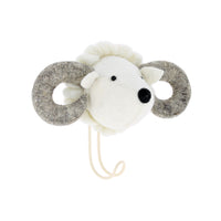 fiona-walker-england-big-singer-hook-ram- (2)