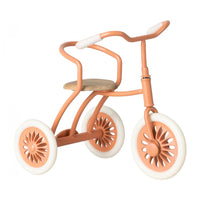 maileg-abri-a-tricycle-mouse-coral-mail-11310401