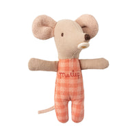 maileg-baby-mouse-in-carrycot- (1)