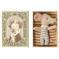 maileg-baby-mouse-sleepy-wakey-in-box-boy- (1)