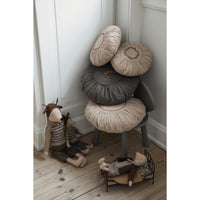 maileg-cushion-round-flower-circle- (2)