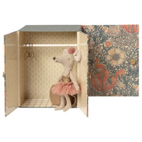 maileg-dance-room-w-big-sister-mouse- (3)