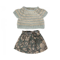 maileg-knitted-sweater-and-skirt-for-big-sister-mouse-mail-17221302- (1)