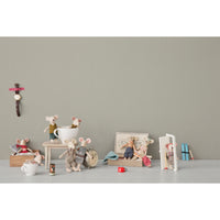 maileg-mega-mouse-princess-rose-03