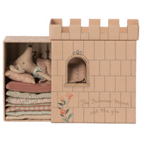 maileg-princess-and-the-pea-big-sister-mouse-mail-16173501- (5)