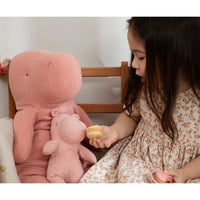 maileg-safari-friends-small-hippo-misty-rose-mail-16260001- (2)