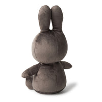 miffy-sitting-velvetine-grey-23cm-miff-24183032- (3)