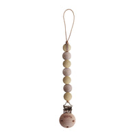 mushie-pacifier-clip-eden-muted-yellow-mush-2110130-y- (1)