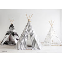 nobodinoz-apache-carpet-black-scales- (3)