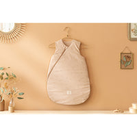 nobodinoz-cocoon-mid-season-sleeping-bag-willow-dune- (5)