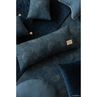 nobodinoz-hardy-long-cushion-gold-bubble-night-blue- (3)