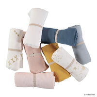 nobodinoz-swaddle-baby-love- (5)