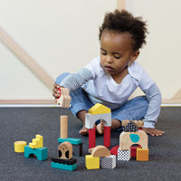 petit-collage-animal-town-wood-blocks- (4)