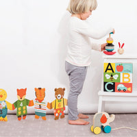 petit-collage-board-book-abc- (4)