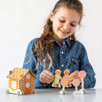 petit-collage-pop-out-gingerbread-house- (4)