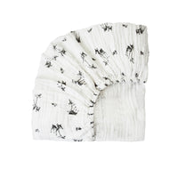 rose-in-april-fitted-sheet-olivia-fawn-print-ecru- (1)