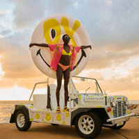 sunnylife-50th-birthday-luxe-lie-on-smiley-sunl-s2llies5- (6)