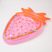 sunnylife-luxe-lie-on-float-strawberry-pink-berry-sunl-s3lliesb- (3)