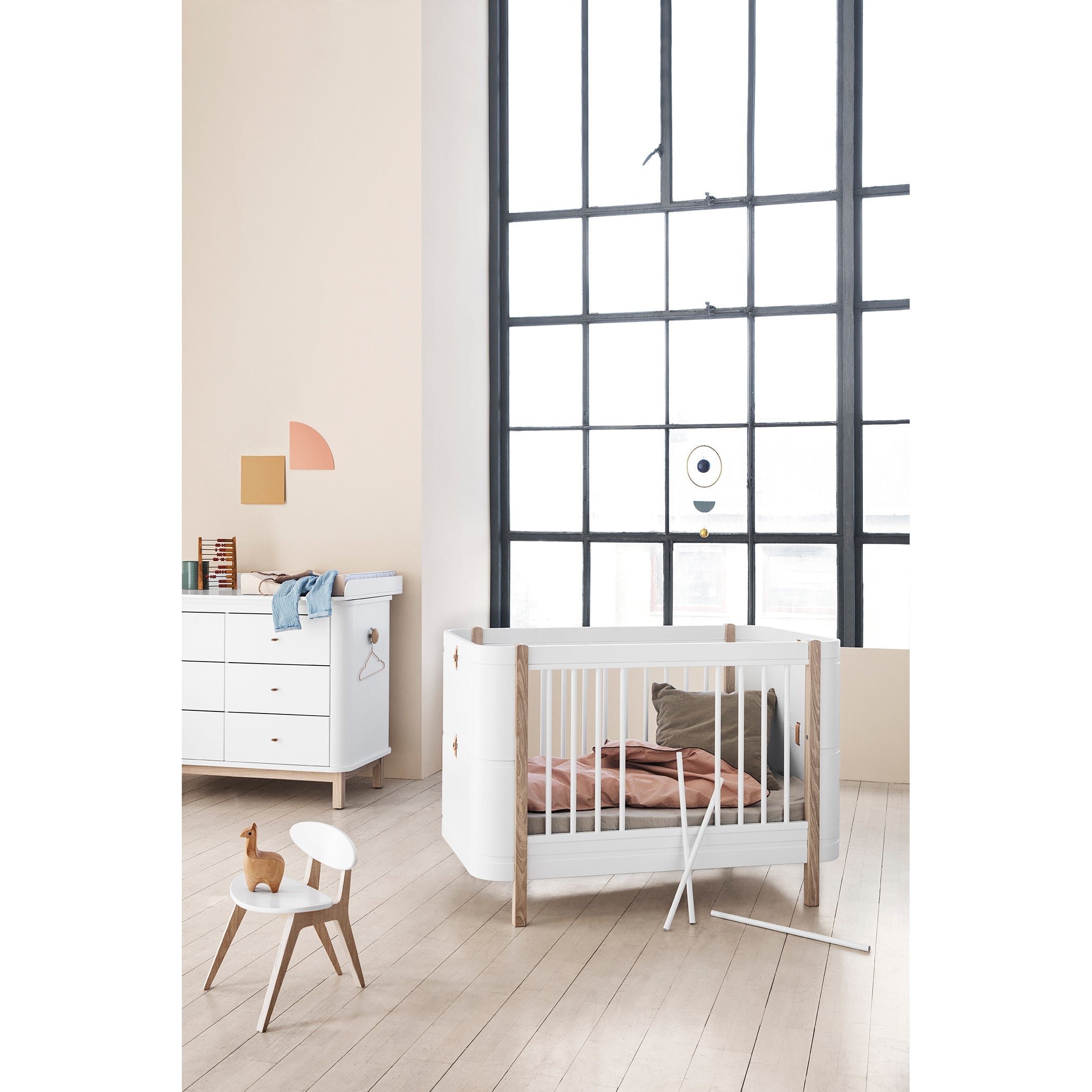 Oliver Furniture Wood Mini+ Cot Bed (Without Junior Conversion Kit) - White/Oak (Pre-Order; Est. Delivery in 6-10 Weeks)