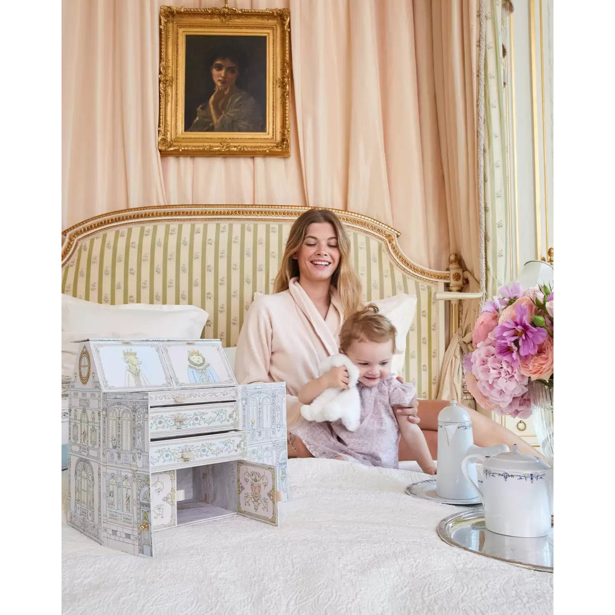 atelier-choux-advent-calendar-2-muslin-reversible-bib-toile-de-jouy-lapin-stationary-set-key-ring-cake-toppers-atel-1211134