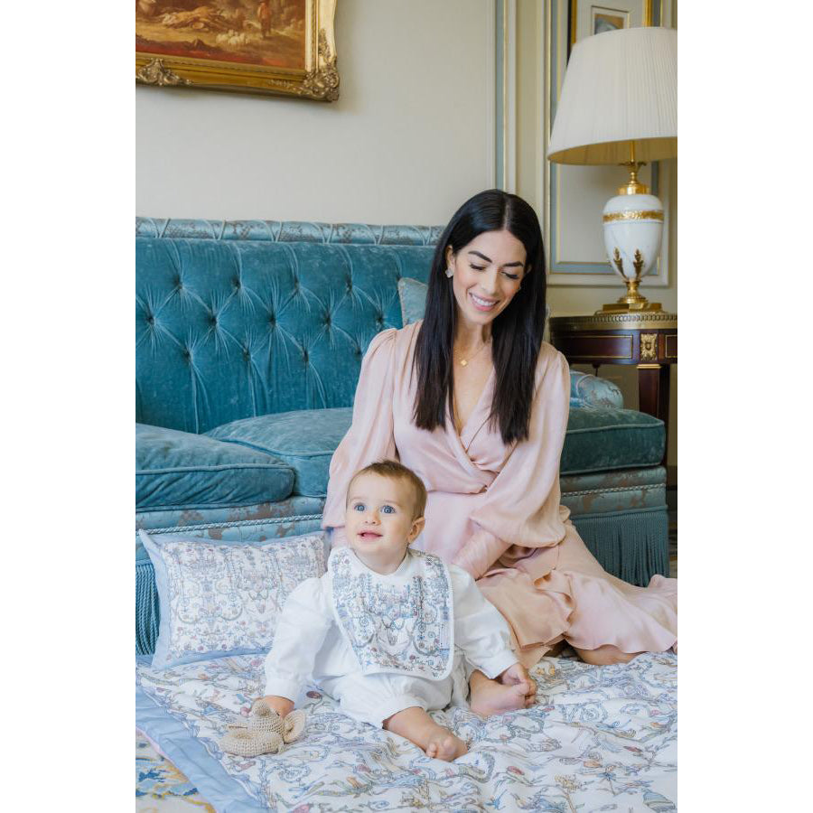 atelier-choux-bib-toile-de-jouy-atelier-choux-_-caitlin-wilson-atel-1381165