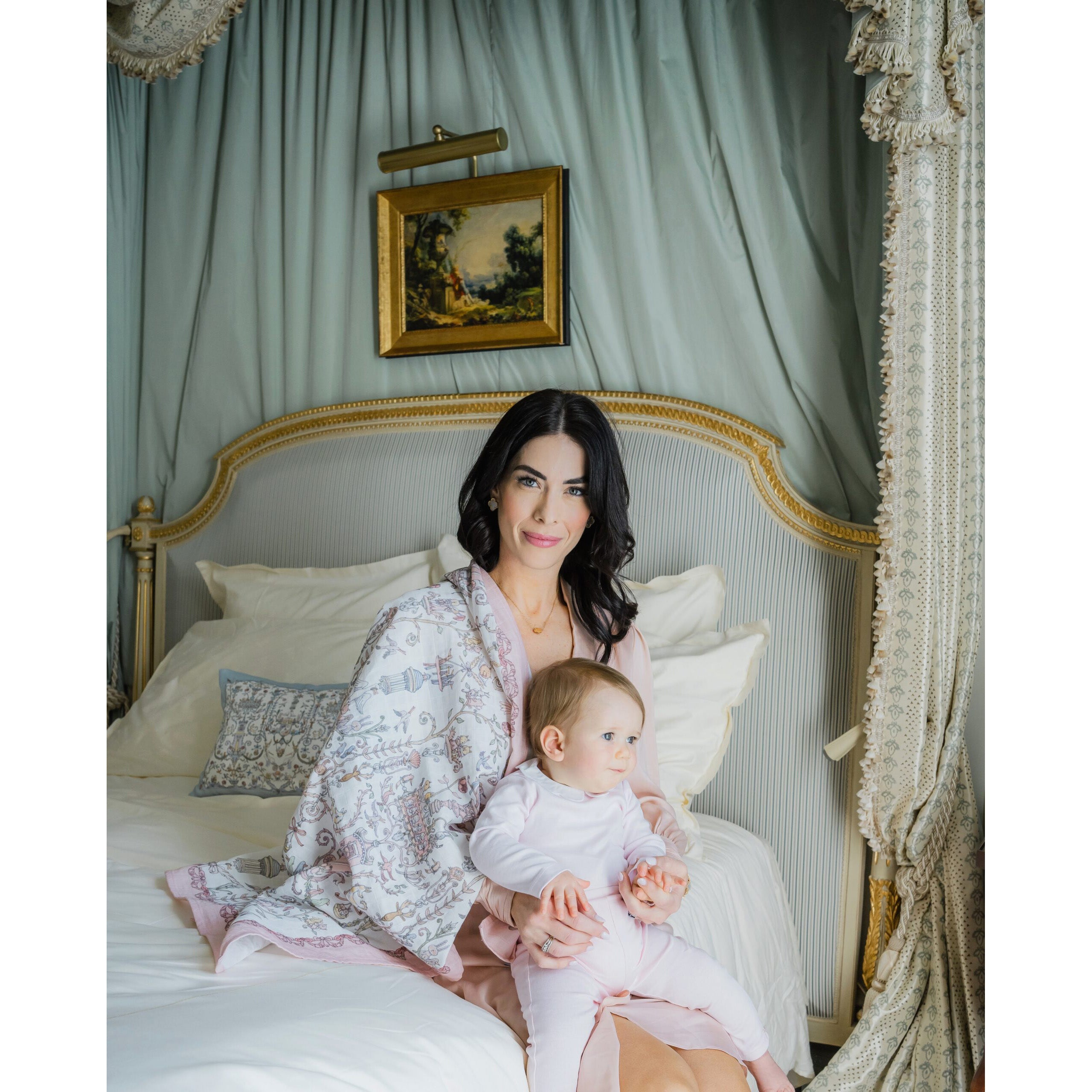 atelier-choux-muslin-toile-de-jouy-pink-gift-box-set-100x100cm-atel-1111649