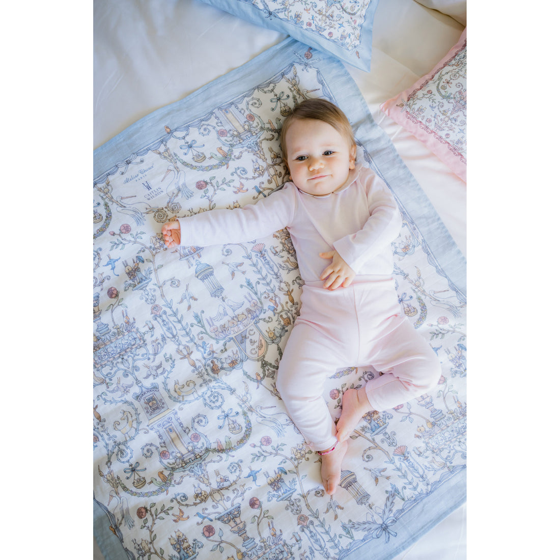 atelier-choux-muslin-toile-de-jouy-pink-gift-box-set-100x100cm-atel-1111656
