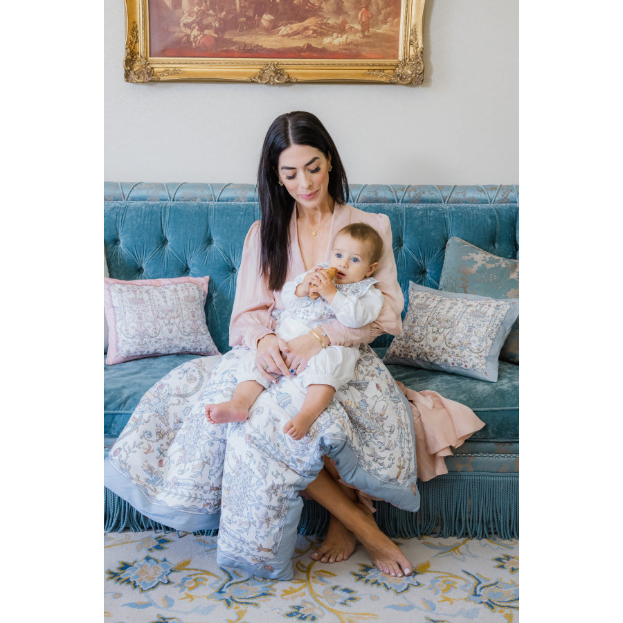 atelier-choux-reversible-quilt-toile-de-jouy-atelier-choux-_-caitlin-wilson-130x100cm-atel-1231057